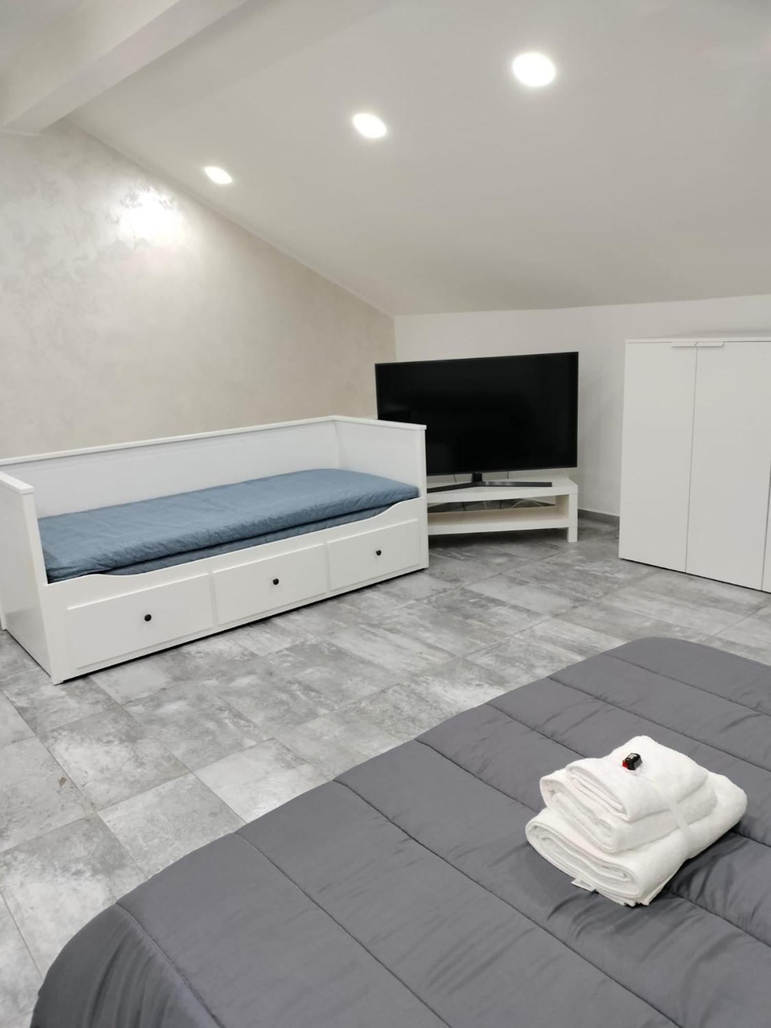 Holiday Home Litteri One カターニア エクステリア 写真